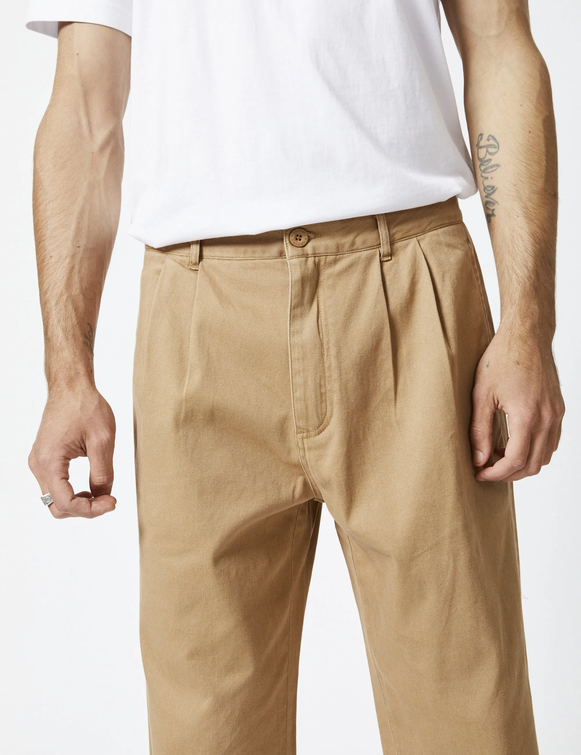 Brooklyn Pleated Pant - Khaki