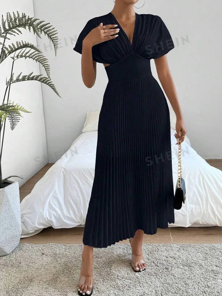 Pleat waist cinched deep v-neck dress in navy