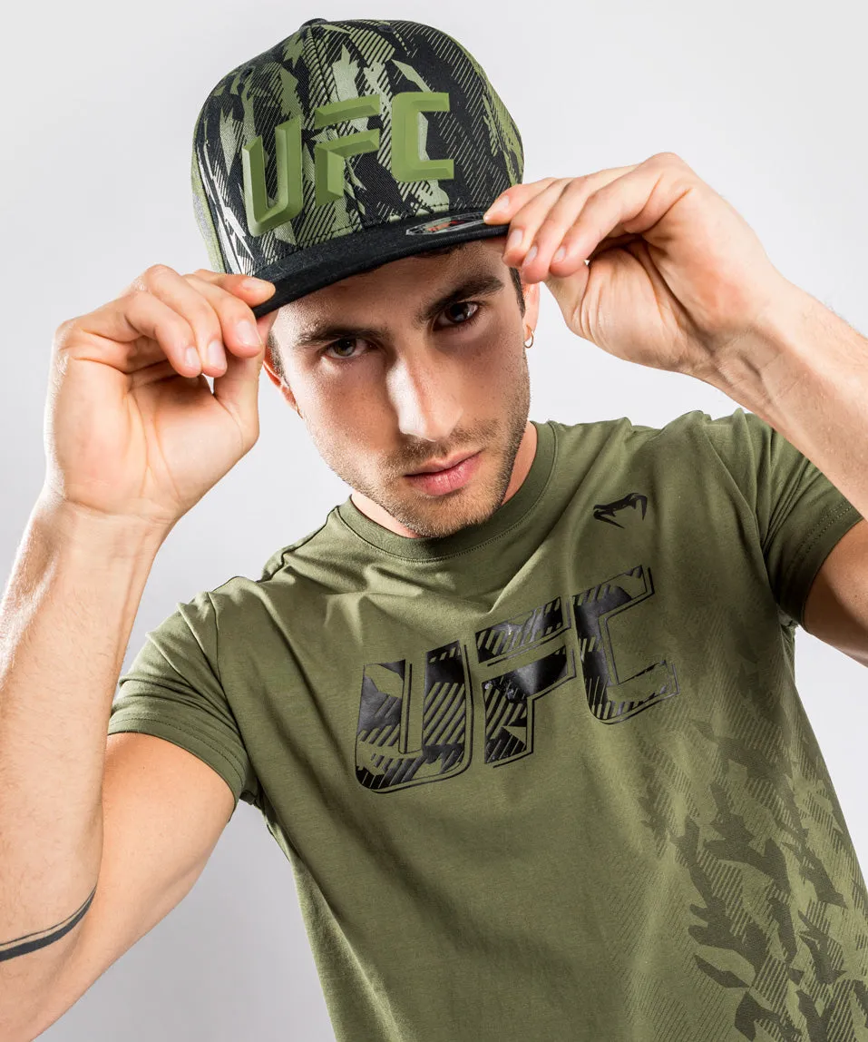 UFC Venum Authentic Fight Week Men's Short Sleeve T-shirt - Khaki